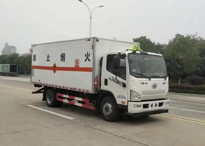 思礼镇爆破器材运输车可以上高速吗？
