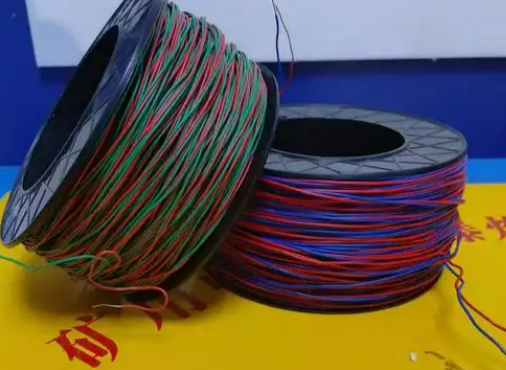 思礼镇放炮线的主要材质有哪些？不同材质的适用场景有何区别？